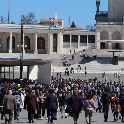 Santuário de Fátima lembrou vítimas da tragédia da Colômbia na Missa dominical presidida pelo bispo de Aveiro
